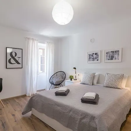 Central New Apartment Nonna Mara Rovinj Exterior foto